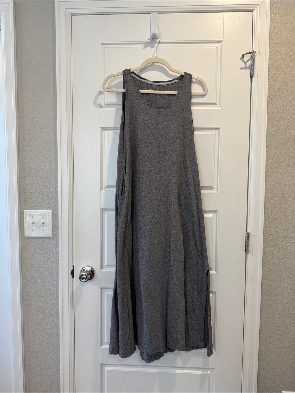 Free Fly Apparel Sleeveless Gray Midi Swing Dress